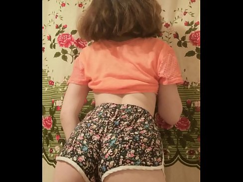 ❤️ Gadis muda seksi menanggalkan celana pendeknya di depan kamera ☑ Porno di porno id.3dhentaix.ru