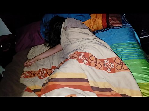 ❤️ Anak tiri memarahi ibu tirinya yang masih muda saat dia tidur. ☑ Porno di porno id.3dhentaix.ru
